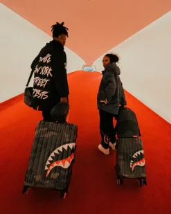3AM SHARKNAUTICS 22u201d CARRY-ON LUGGAGE